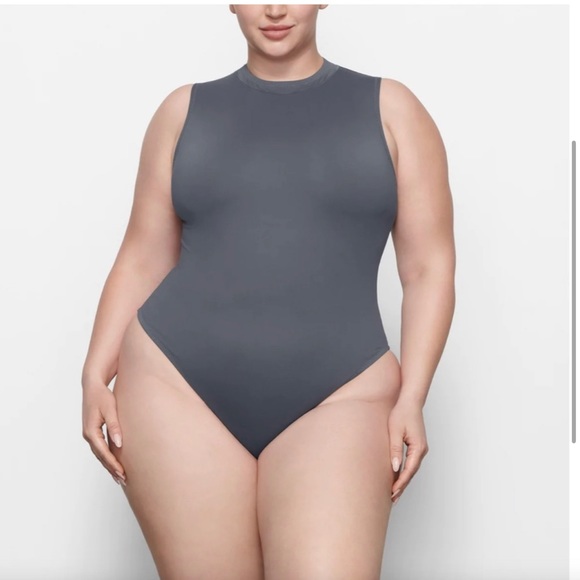 Skims Swim Sleeveless One Piece Zip back in Graphite LIMITED EDITION HTF - Picture 4 of 10